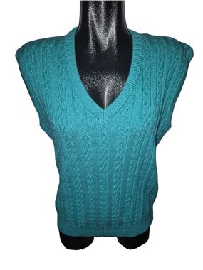 Vintage 80's Women's Light Teal Cable-Knit V-Neck Sweater Vest Size L